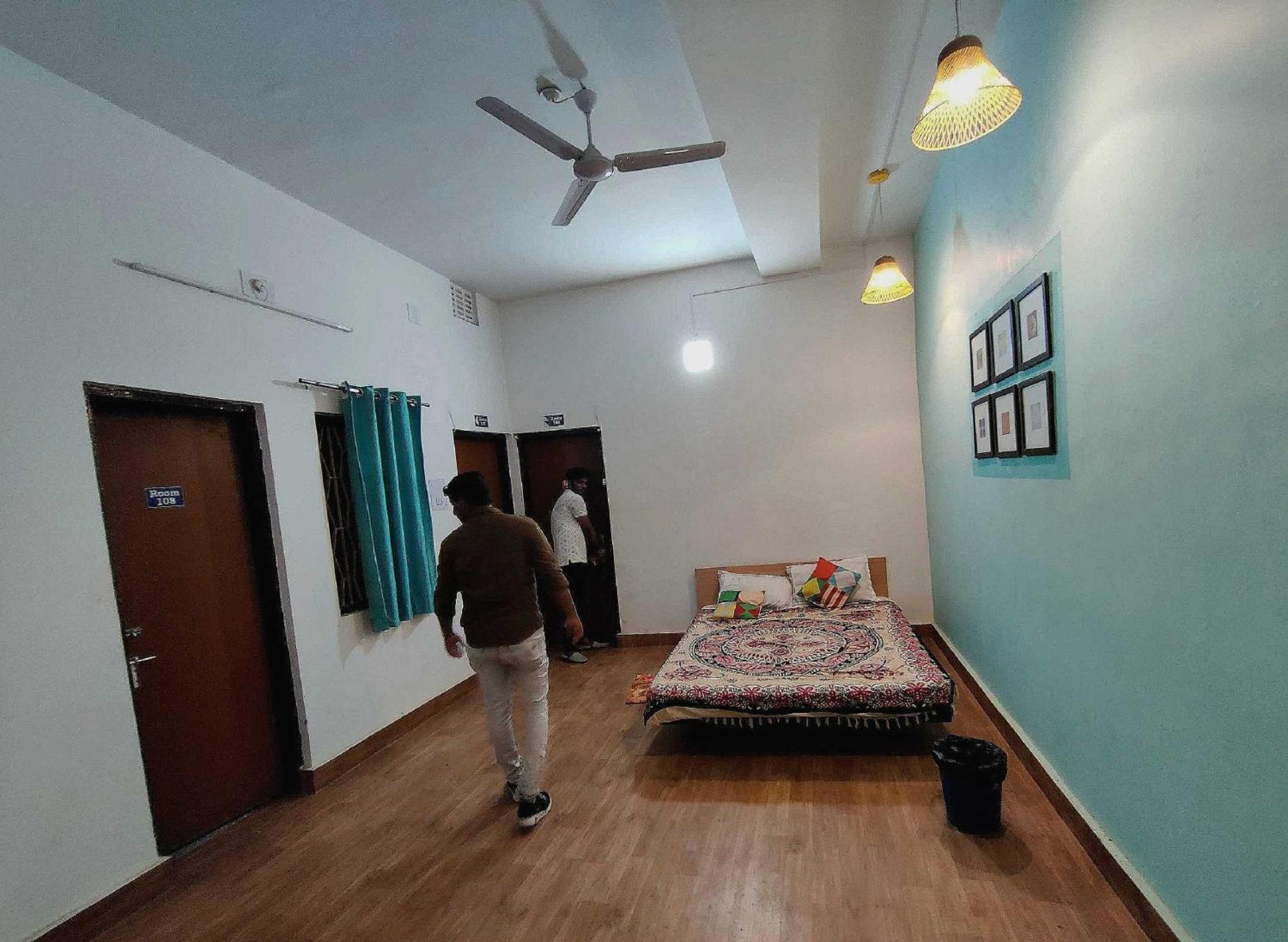 Hotel O Housefull Residency Khandagiri ภายนอก รูปภาพ